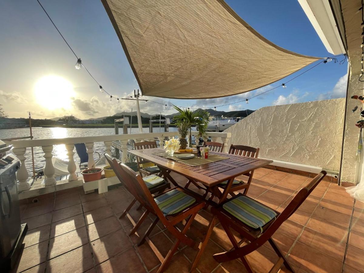 Sunny Villa In The Marina - Excellent Water Views جولي هاربور المظهر الخارجي الصورة