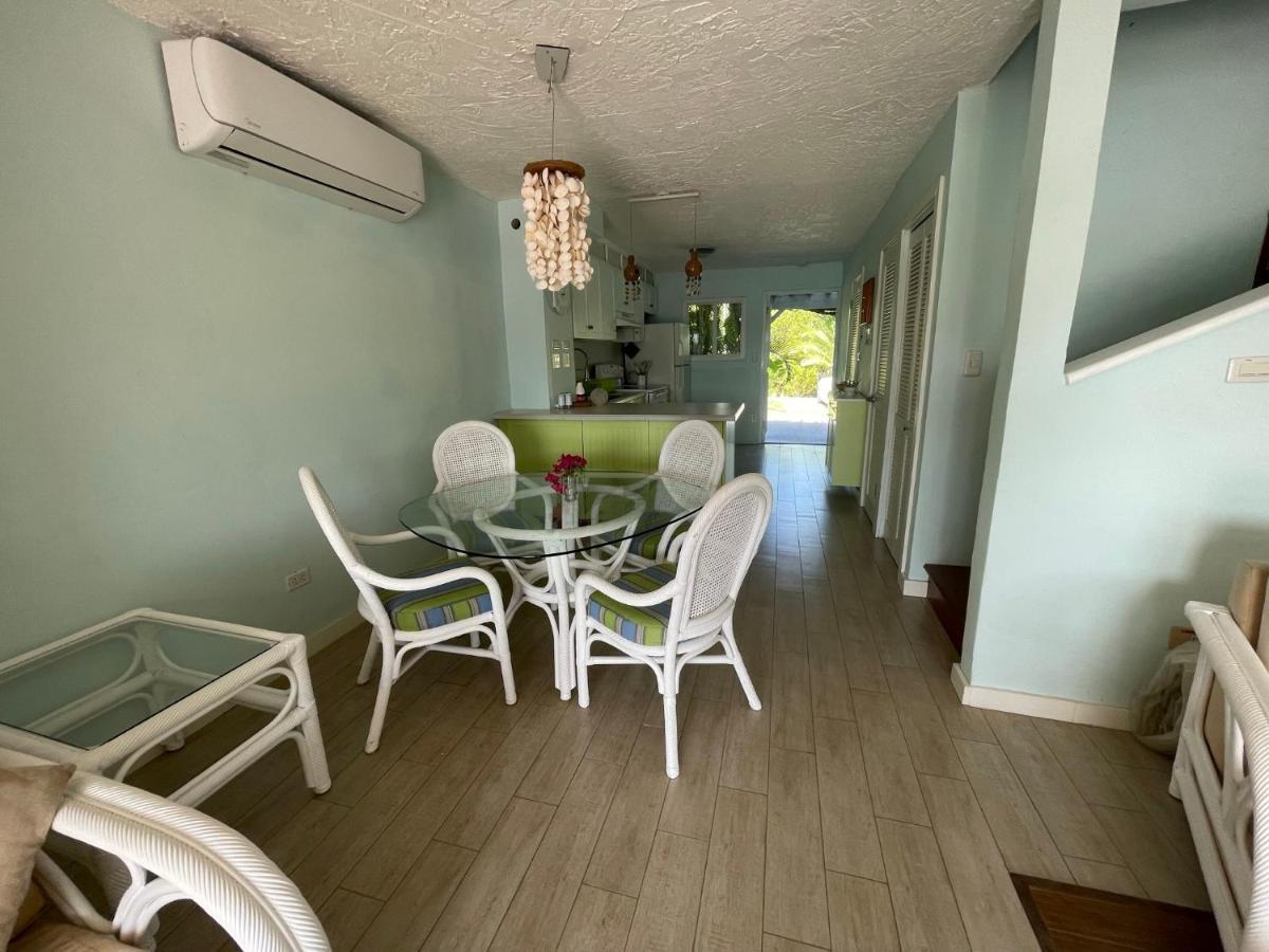 Sunny Villa In The Marina - Excellent Water Views جولي هاربور المظهر الخارجي الصورة